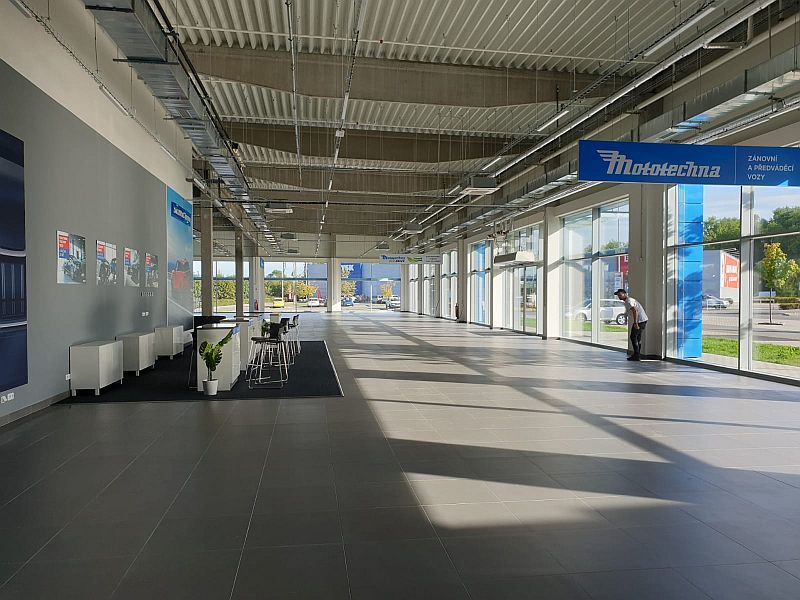Úklid firemních prostor autobazaru 2